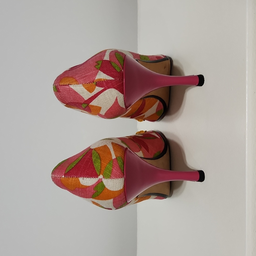 J Renee' floral print and jeweled pump - Picture 3 of 5